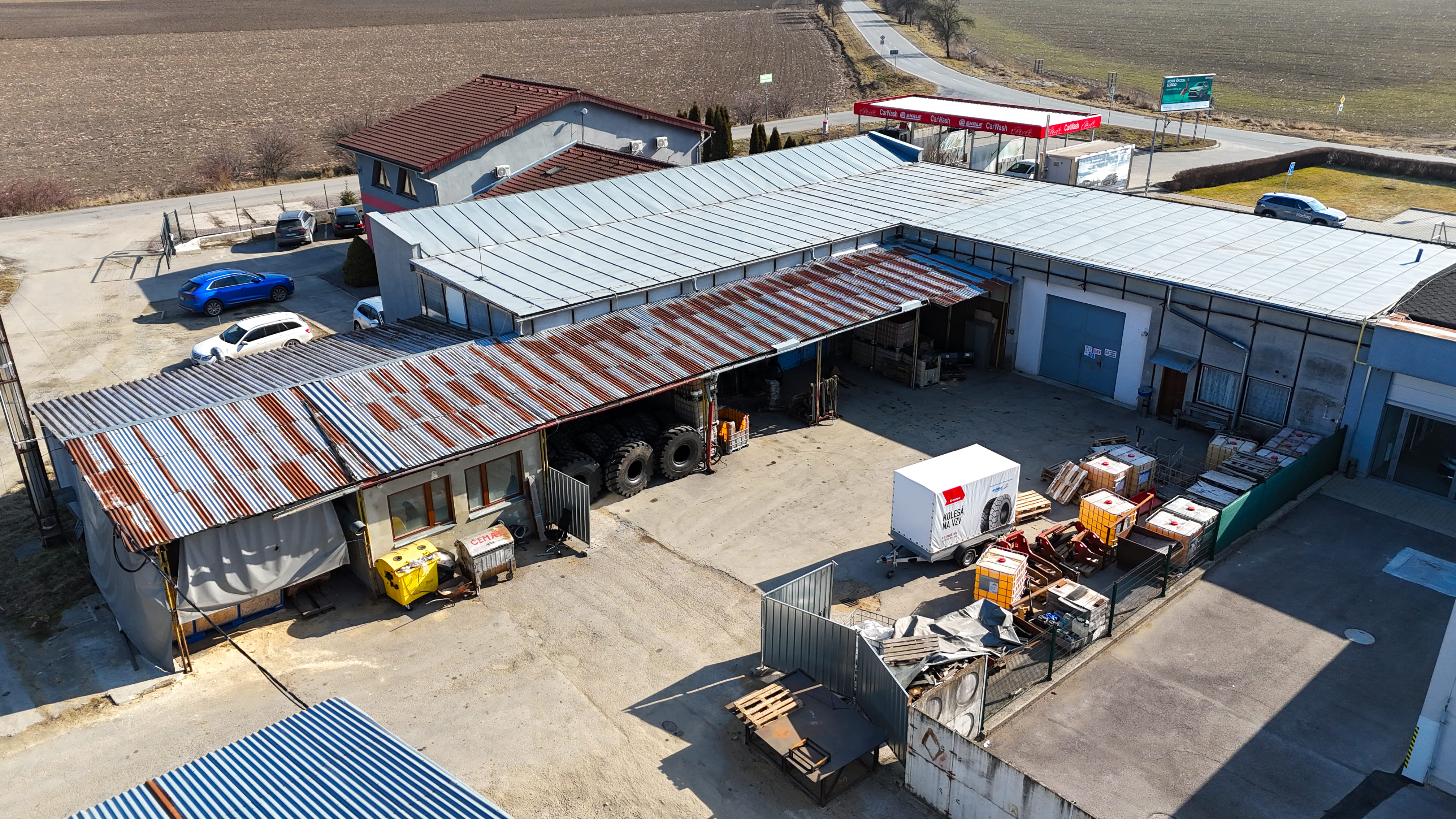 Dron 8